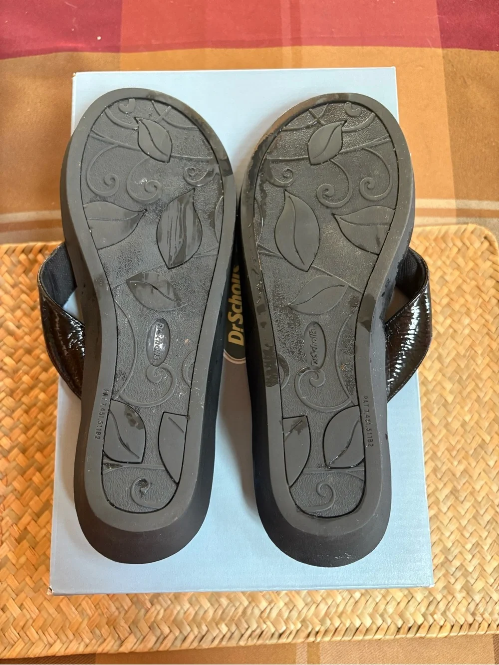 Dr. Scholl's Black Patent Flip Flop Sandals with Silver Accent